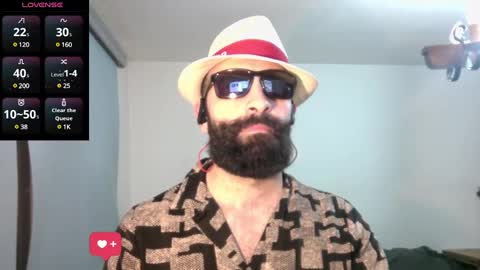 Snapshot of ona_nisme chatting on 02.16.25 ona nisme online show from 02.16.25