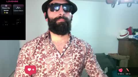 Snapshot of ona_nisme chatting on 03.03.25 ona nisme online show from 03.03.25