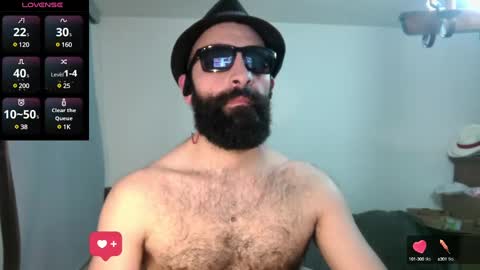 Snapshot of ona_nisme chatting on 03.05.25 ona nisme online show from 03.05.25