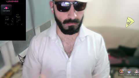 Snapshot of ona_nisme chatting on 02.25.26 ona nisme online show from 02.25.26