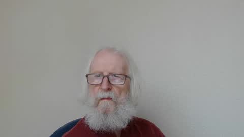 Snapshot of onanister chatting on 10.13.25 Somewhere over the rainbow online show from 10.13.25