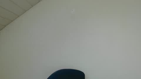 Snapshot of onanister chatting on 10.23.25 Somewhere over the rainbow online show from 10.23.25