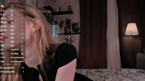 Snapshot of one_1ove chatting on 10.15.25 Ana online show from 10.15.25