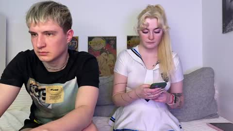 couple Lu sexy chick in middle and Jimmyblonde our friend Brianglasses online show from 03.05.25