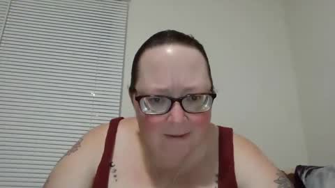 Snapshot of onedaffodil84 chatting on 02.11.25 Pixie online show from 02.11.25