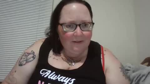 Snapshot of onedaffodil84 chatting on 05.06.26 Pixie online show from 05.06.26