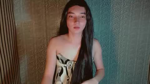 Snapshot of onelesslonelygirl69 chatting on 05.05.26 KLIER online show from 05.05.26