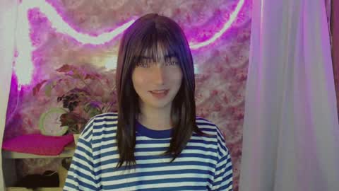 Snapshot of onelesslonelygirl69 chatting on 06.20.26 KLIER online show from 06.20.26
