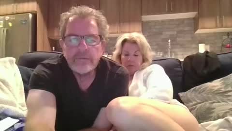 couple mature milf bigboobs curvy mommydaddy online show from 01.16.25