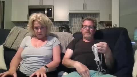 couple mature milf bigboobs curvy mommydaddy online show from 02.28.25
