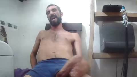 Snapshot of onfirebigman chatting on 01.03.25 Giorgeo Armani online show from 01.03.25