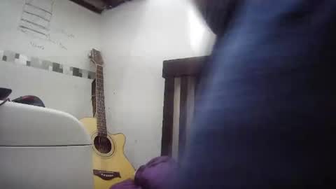 Snapshot of onfirebigman chatting on 01.29.25 Giorgeo Armani online show from 01.29.25