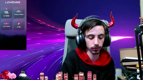 Snapshot of oni_hoshi chatting on 11.15.25 Oni hoshi online show from 11.15.25