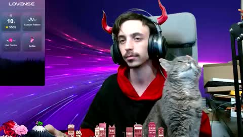 Snapshot of oni_hoshi chatting on 11.17.25 Oni hoshi online show from 11.17.25