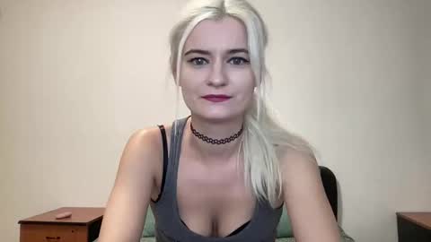 Onika online show from 10.10.25