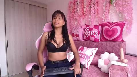 onix_ebony online show from 02.23.26