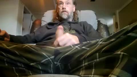 Snapshot of only01love chatting on 02.22.25 only01love online show from 02.22.25