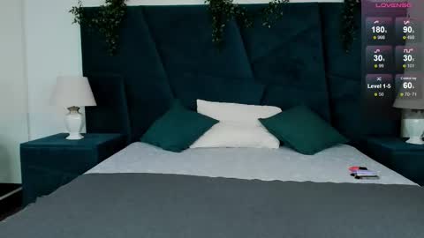 Erick  online show from 11.24.25