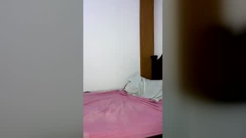 Snapshot of onlyfree_sexx chatting on 05.26.26 Sebastian online show from 05.26.26