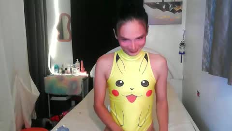 Snapshot of onlysamantha chatting on 10.29.25 Samantha - DONT FORGET TO FOLLOW AND GIVE ME THUMBS UP online show from 10.29.25