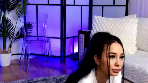 Xandra online show from 11.20.25