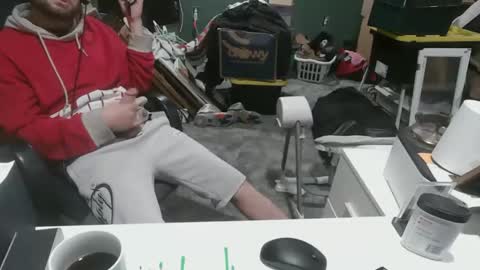 Snapshot of ontharise34 chatting on 04.16.26 ontharise34 online show from 04.16.26