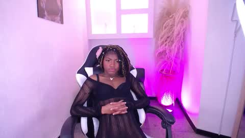 onyx_ebony online show from 10.15.25