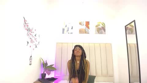 onyx_ebony online show from 11.05.25