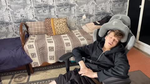 Snapshot of oofcblesssexx chatting on 12.11.24 bless god online show from 12.11.24