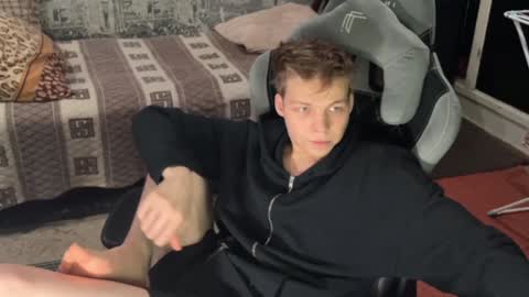 Snapshot of oofcblesssexx chatting on 12.26.24 bless god online show from 12.26.24