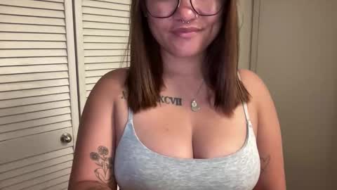 Miss Girly online show from 11.09.25