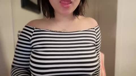 Miss Girly online show from 04.16.26