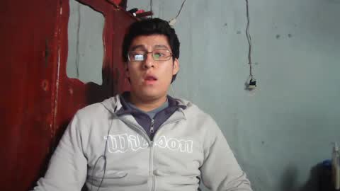 Snapshot of oomaurooo chatting on 01.12.25 oomaurooo online show from 01.12.25