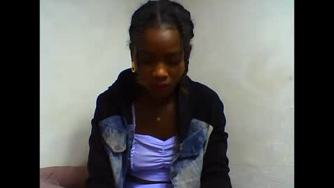 Snapshot of oooorazanasoa chatting on 06.01.26 oooorazanasoa online show from 06.01.26