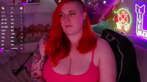 Snapshot of opalreigning chatting on 07.19.26 Opal online show from 07.19.26