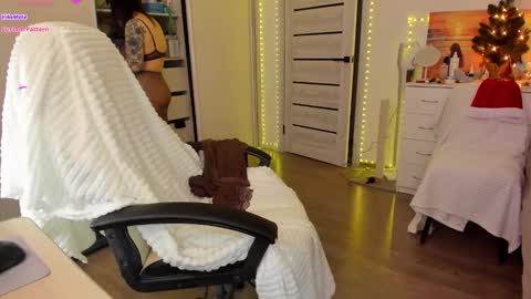 Ophelia online show from 12.23.25