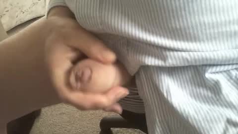 Snapshot of optibreezer chatting on 11.17.25 optibreezer online show from 11.17.25