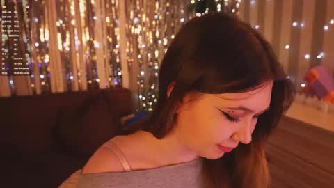 Snapshot of orange_shots chatting on 01.10.26 Di online show from 01.10.26