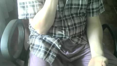 Snapshot of ore_cam chatting on 10.15.25 Ore online show from 10.15.25