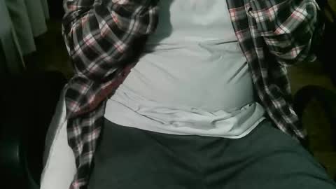 Snapshot of ore_cam chatting on 10.25.25 Ore online show from 10.25.25