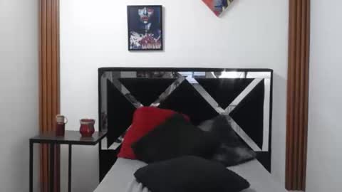 Snapshot of orianna_bodmod chatting on 09.10.25 ORIANNA online show from 09.10.25