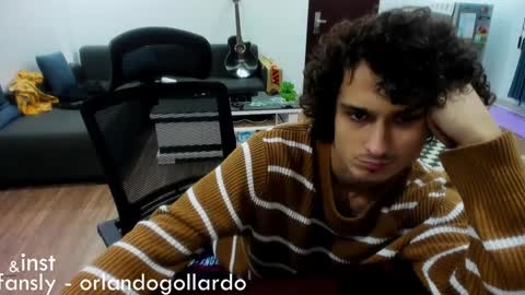 Snapshot of orlando__bloom chatting on 01.12.25 Fansly and Instagram - online show from 01.12.25