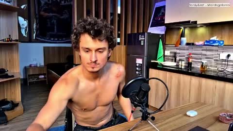 Fansly and Instagram -  online show from 04.10.26