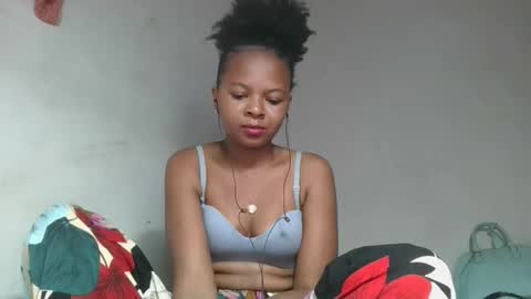 ornellahhh online show from 10.04.25