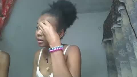 ornellahhh online show from 10.12.25