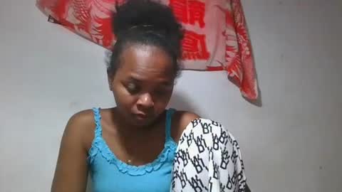 ornellahhh online show from 10.24.25