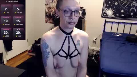 Snapshot of orphyx chatting on 11.13.25 Entropy online show from 11.13.25