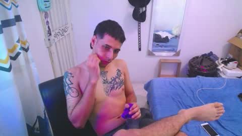 Snapshot of orus_420 chatting on 11.26.25 orus_420 online show from 11.26.25