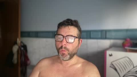 Snapshot of oscarbcncat chatting on 07.18.26 oscarbcncat online show from 07.18.26