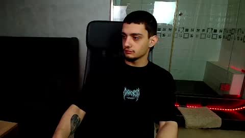 OscarGriffin online show from 02.23.25